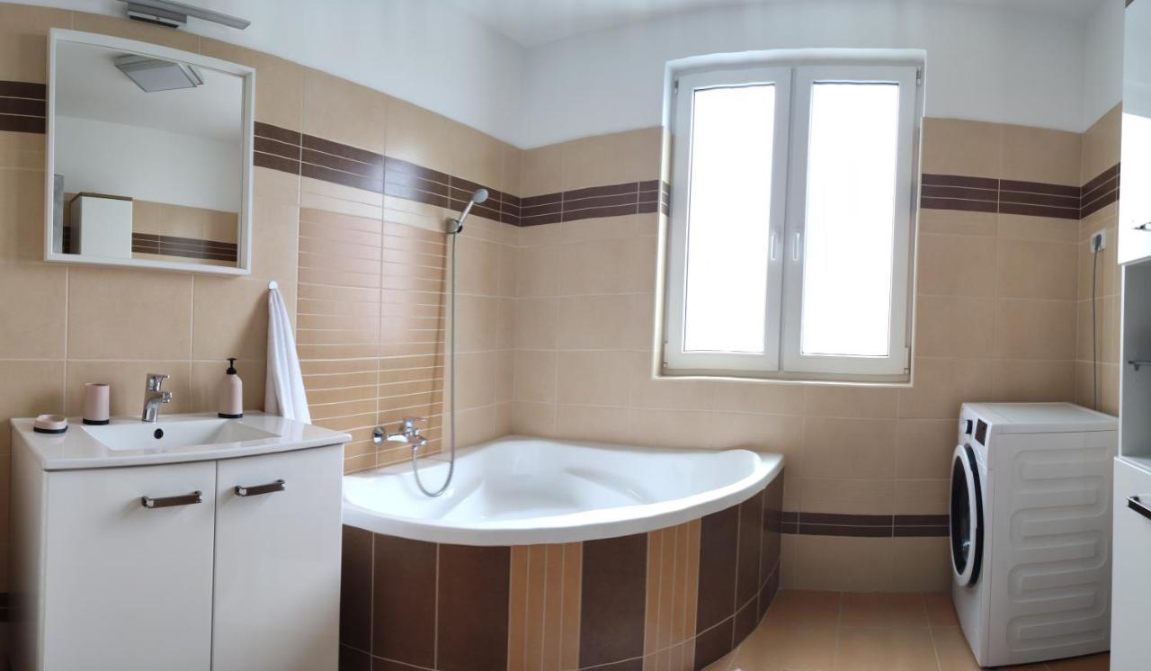 Ikon Apartman Hajdúszoboszló Extérieur photo
